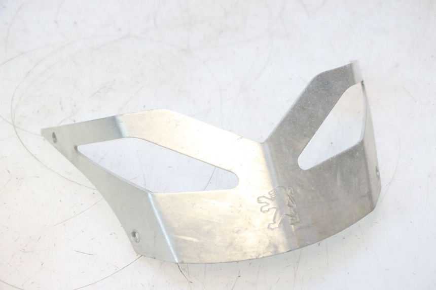 photo de UNDERSEAT PANEL PEUGEOT TREKKER 50 (1995 - 2004) - Alternative perspective