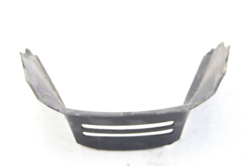 photo de UNDERSEAT COVER SUZUKI UH BURGMAN 125 (2002 - 2006) - Zoom on usage condition