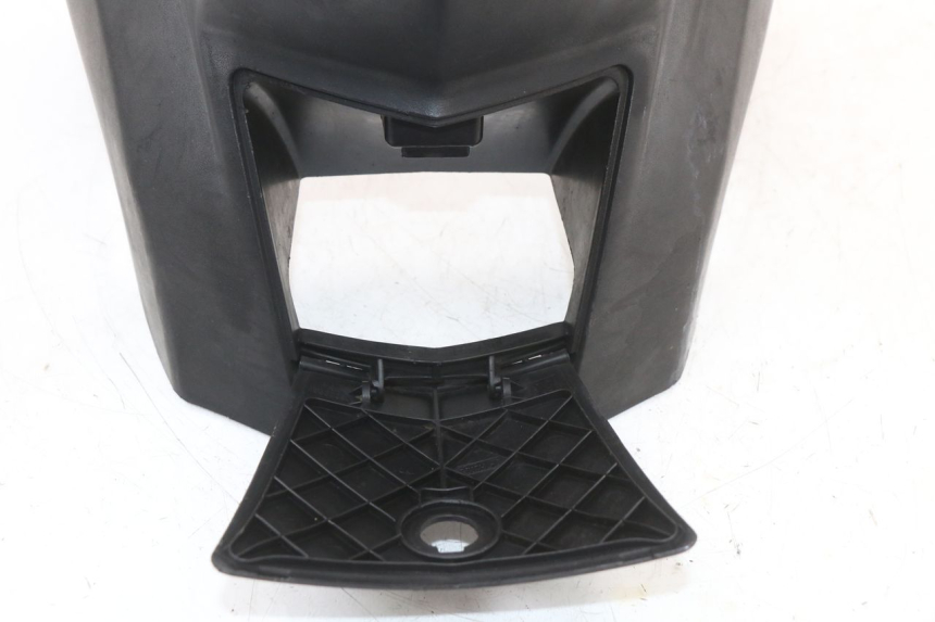 photo de UNDERSEAT COVER PEUGEOT VIVACITY NEW 4T 50 (2008 - 2017) - Alternative perspective