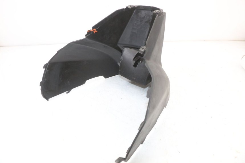 photo de UNDERSEAT COVER PEUGEOT VIVACITY NEW 4T 50 (2008 - 2017) - Fixing points details