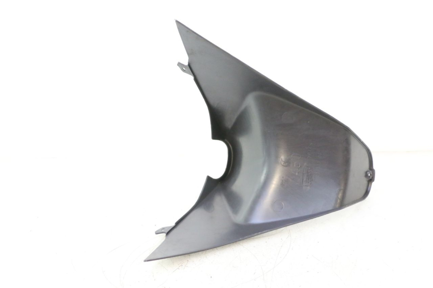 photo de UNDERSEAT PANEL PEUGEOT VIVACITY 50 (1998 - 2003) - Zoom on usage condition