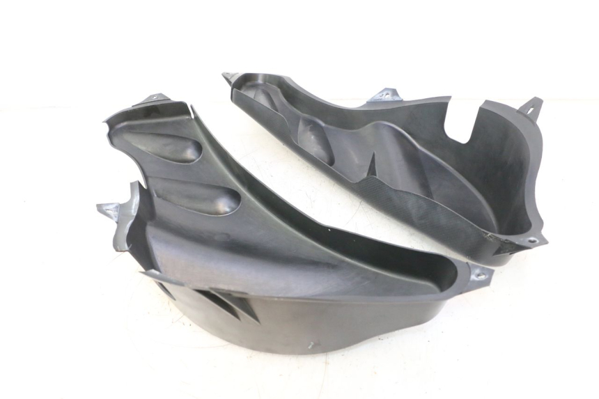 photo de UNDERSEAT PANEL YAMAHA WAVE RUNNER GP R 1200 (2000 - 2003) - Alternative perspective