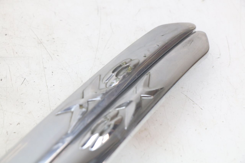 photo de UNDERSEAT COVER PIAGGIO X8 125 (2004 - 2007) - Zoom on usage condition