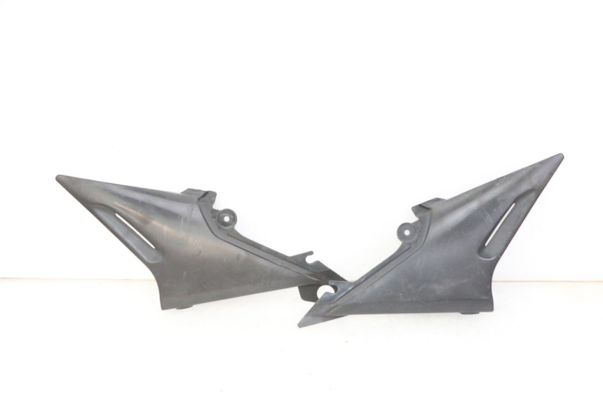 photo de UNDERSEAT PANEL YAMAHA XJN DIVERSION 600 (2000 - 2003) - Main view