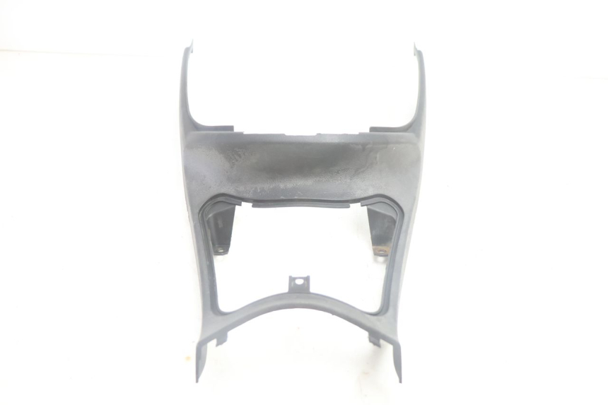 photo de UNDERSEAT PANEL YAMAHA YP MAJESTY 125 (2002 - 2006) - Technical close-up
