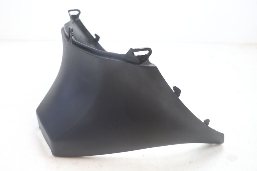 photo de UNDERSEAT COVER PIAGGIO ZIP 2T 50 (2009 - 2019) - Component detail