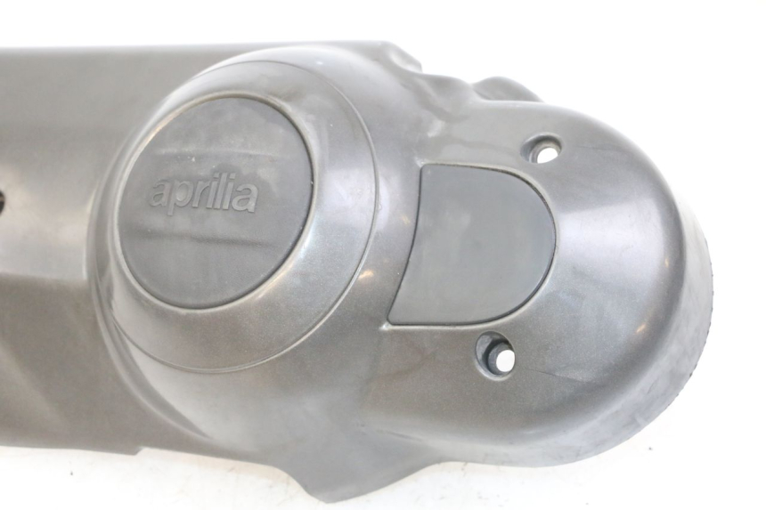 photo de TRANSMISSION COVER APRILIA SCARABEO GT TOURING 125 (1999 - 2005) - Fixing points details