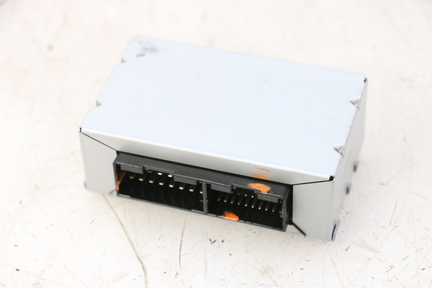 photo de ABS UNIT YAMAHA TDM ABS 900 (2002 - 2014) - Zoom on usage condition