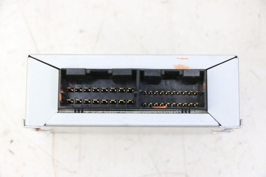 photo de ABS UNIT YAMAHA TDM ABS 900 (2002 - 2014) - Alternative perspective