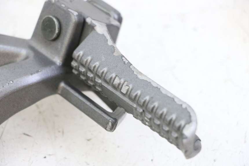 photo de REAR RIGHT FOOTREST ORCAL CAVARO 4T 50 (2019 - 2023) - Product overview