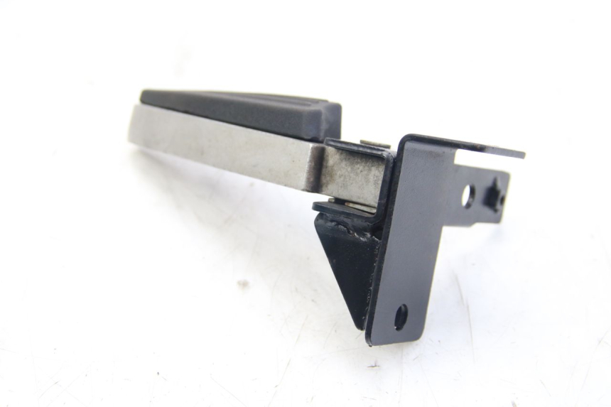 photo de RIGHT REAR FOOTREST PEUGEOT CITYSTAR AIR 125 (2014 - 2017) - Alternative perspective