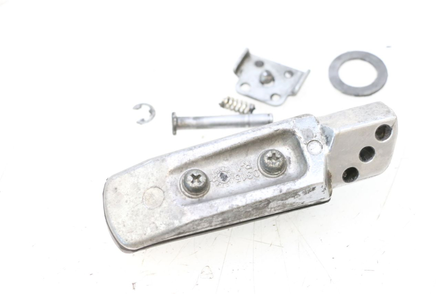 photo de REAR RIGHT FOOTREST KAWASAKI ER-6 ER6 F ABS 650 (2012 - 2016) - Zoom on usage condition