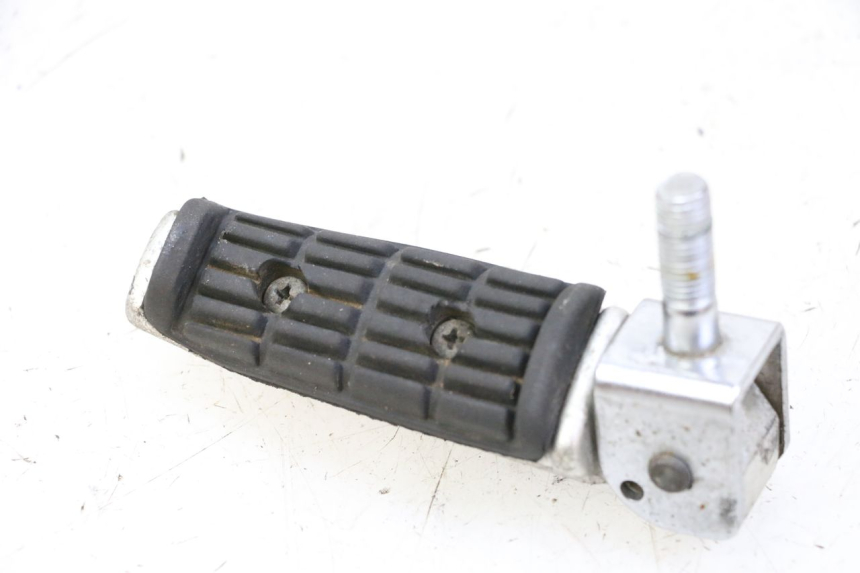 photo de REAR RIGHT FOOTREST YAMAHA FJ 36Y 1100 (1984 - 1985) - Component detail