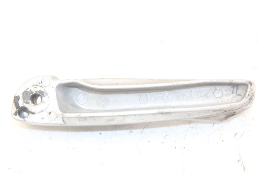 photo de REAR RIGHT FOOTREST HONDA FORZA 125 (2015 - 2016) - Zoom on usage condition