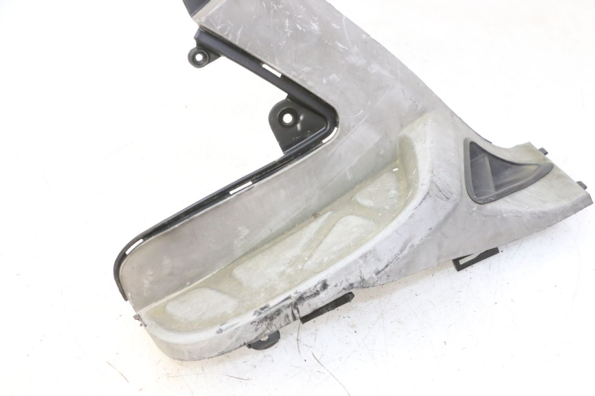 photo de REAR RIGHT FOOTREST KYMCO GRAND DINK 125 (2008 - 2014) - Checked used part