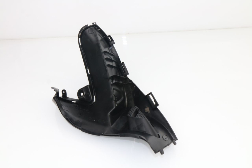 photo de REAR RIGHT FOOTREST KYMCO GRAND DINK 125 (2002 - 2007) - Component detail