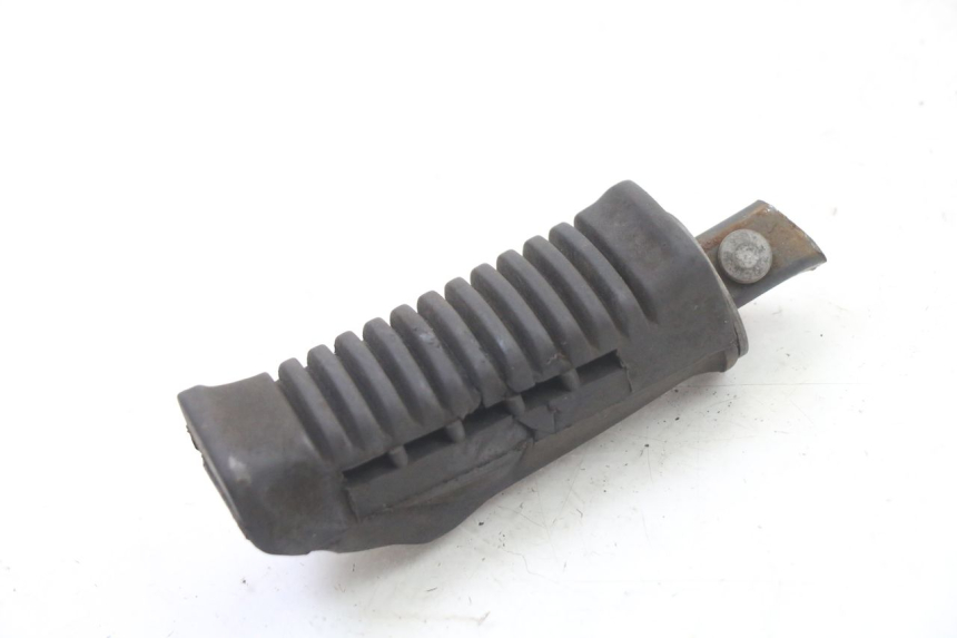 photo de REAR RIGHT FOOTREST SUZUKI GS GSE 500 (2001 - 2003) - Main view