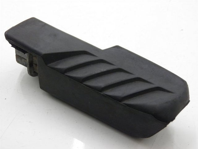 photo de REAR RIGHT FOOTREST HONDA FES S-WING SWING 125 (2007 - 2015) - Main view