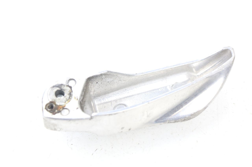 photo de REAR RIGHT FOOTREST HONDA NHX LEAD 110 (2008 - 2010) - Zoom on usage condition