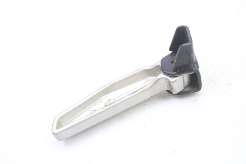 photo de REAR RIGHT FOOTREST SYM JET 14 4T 50 (2018 - 2022) - Alternative perspective