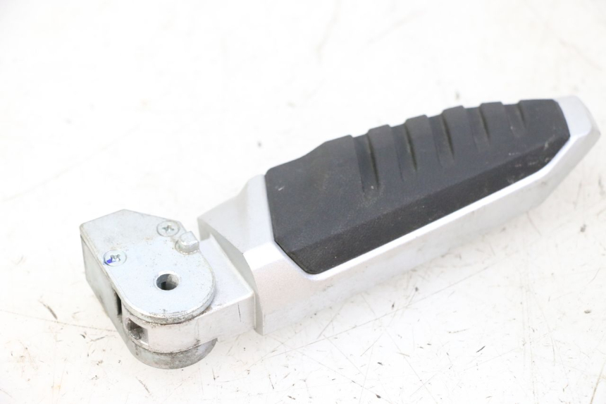 photo de REAR RIGHT FOOTREST SYM JOYMAX 125 (2010 - 2017) - Main view