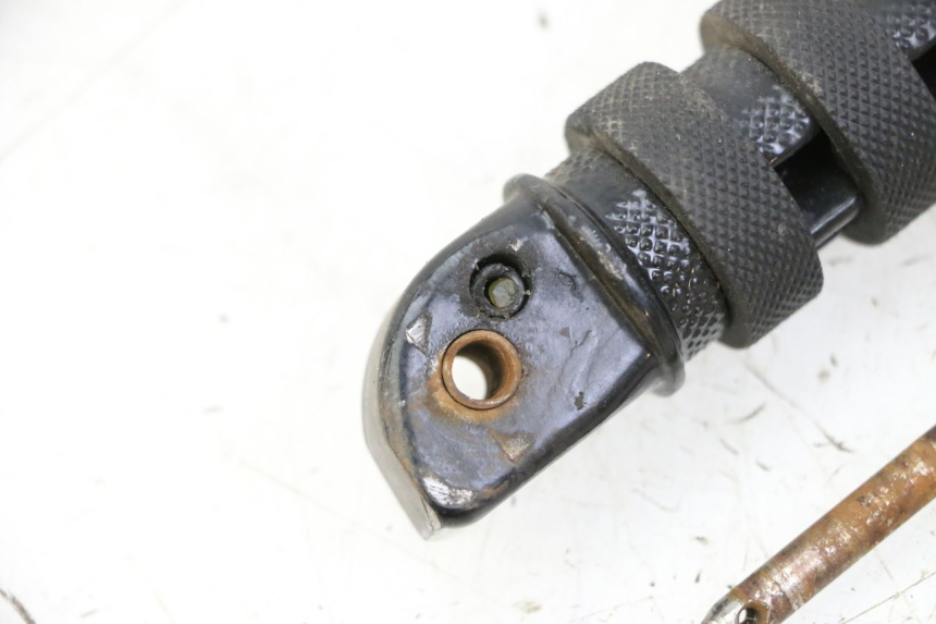 photo de REAR RIGHT FOOTREST KEEWAY K-LIGHT KLIGHT 125 (2018 - 2025) - Zoom on usage condition