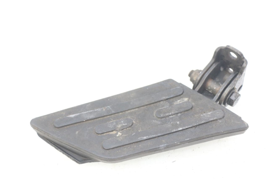 photo de RIGHT REAR FOOTREST PEUGEOT KISBEE 2T 50 (2010 - 2017) - Main view