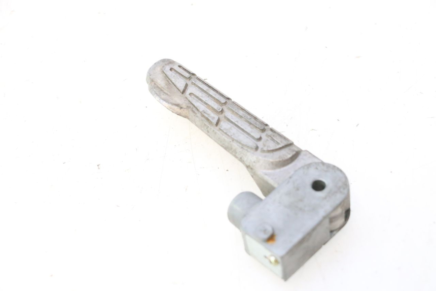 photo de REAR RIGHT FOOTREST KYMCO LIKE 125 (2009 - 2016) - Zoom on usage condition