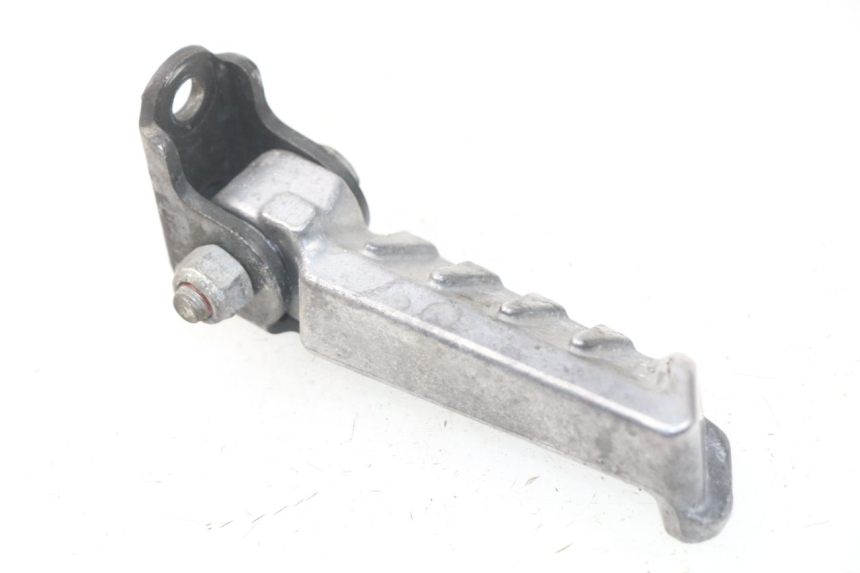 photo de REAR RIGHT FOOTREST PEUGEOT LUDIX 50 (2008 - 2017) - Alternative perspective