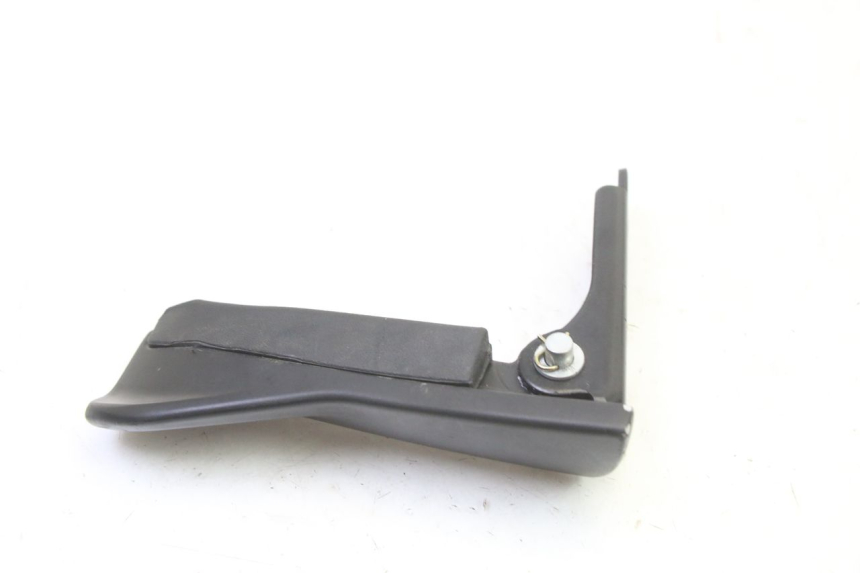 photo de REAR RIGHT FOOTREST PIAGGIO MP3 HPE 310 (2024 - 2025) - Product overview