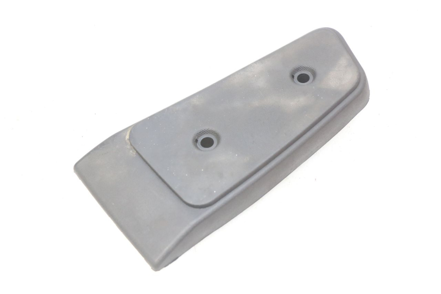 photo de RIGHT REAR FOOTREST PIAGGIO MP3 LT 300 (2010 - 2016) - Zoom on usage condition