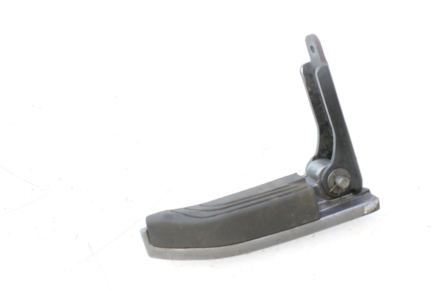 photo de REAR RIGHT FOOTREST PIAGGIO MP3 500 (2016 - 2018) - Fixing points details