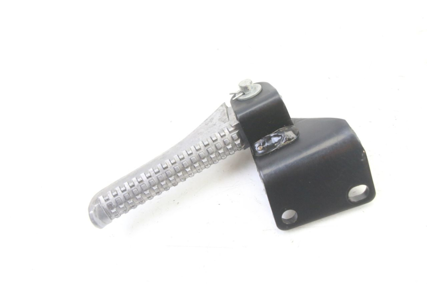 photo de REAR RIGHT FOOTREST PIAGGIO NRG POWER PUREJET 50 (2018 - 2021) - Zoom on usage condition