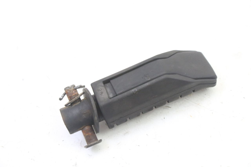 photo de REAR RIGHT FOOTREST HONDA NTV DEAUVILLE ABS 700 (2007 - 2016) - Technical close-up