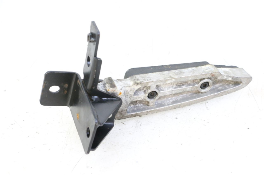 photo de RIGHT REAR FOOTREST PEUGEOT CITYSTAR 50 (2013 - 2017) - Zoom on usage condition