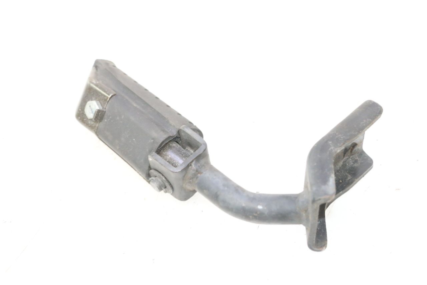 photo de REAR RIGHT FOOTREST DAELIM S2 125 (2006 - 2007) - Zoom on usage condition