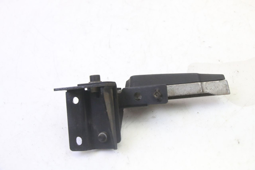 photo de REAR RIGHT FOOTREST PEUGEOT SATELIS 125 (2013 - 2018) - Product overview