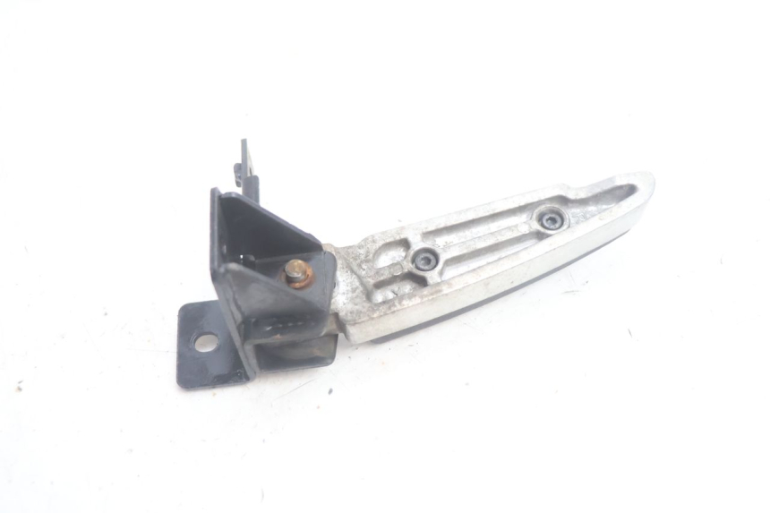 photo de REAR RIGHT FOOTREST PEUGEOT SATELIS 125 (2013 - 2018) - Alternative perspective