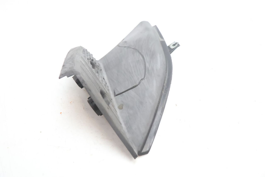 photo de REAR RIGHT FOOTREST MBK STUNT NAKED 50 (2004 - 2018) - Zoom on usage condition