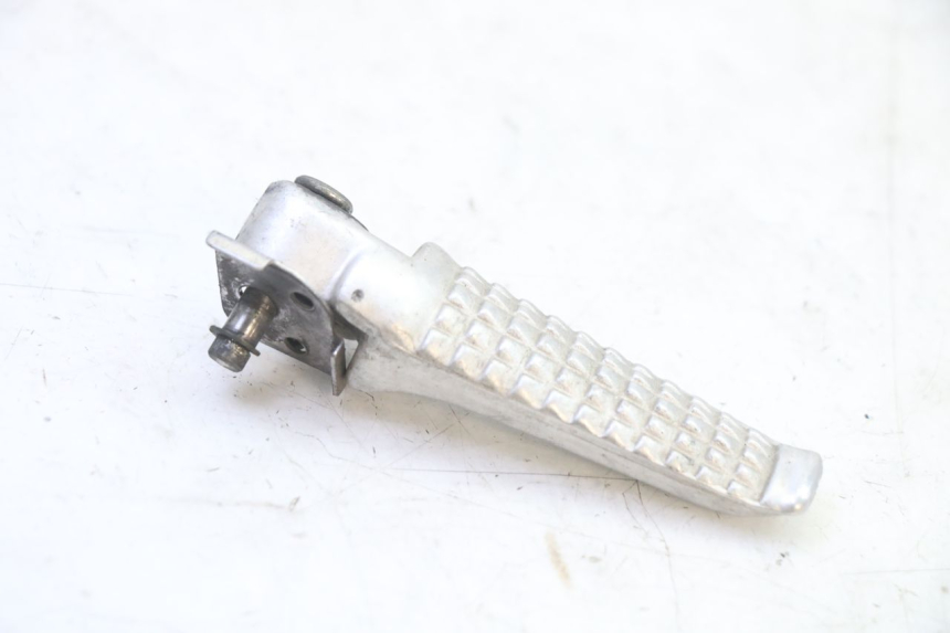photo de REAR RIGHT FOOTREST SUZUKI SV S 650 (2003 - 2009) - Component detail