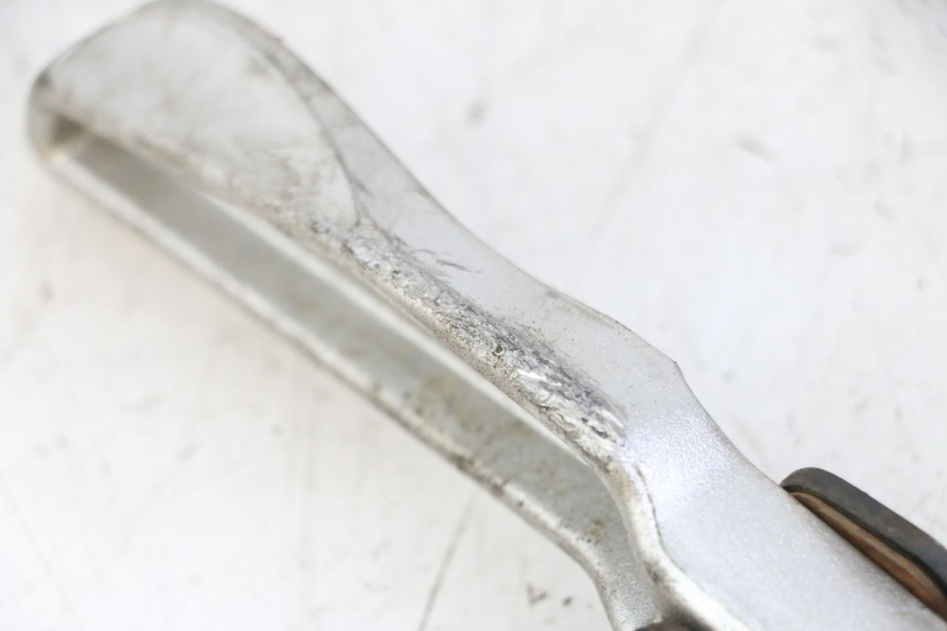 photo de REAR RIGHT FOOTREST PEUGEOT TWEET PRO CARGO 50 (2018 - 2022) - Alternative perspective