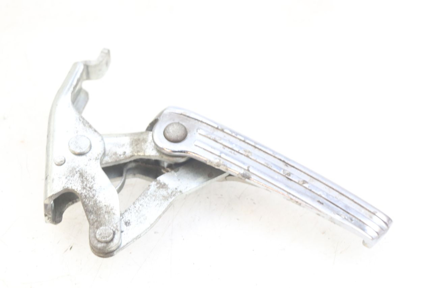 photo de RIGHT REAR FOOTREST PIAGGIO VESPA GRANTURISMO 125 (2003 - 2007) - Main view