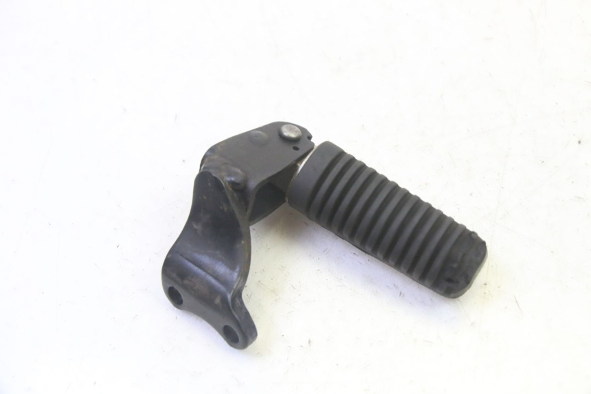 photo de REAR RIGHT FOOTREST YAMAHA X-MAX XMAX 250 (2006 - 2009) - Main view