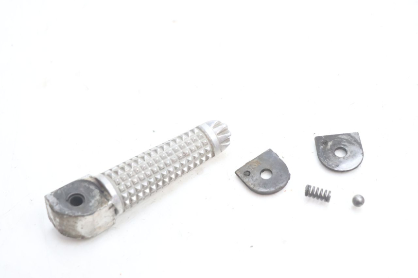 photo de REAR RIGHT FOOTREST YAMAHA YZF R GENESIS 750 (1993 - 1998) - Main view