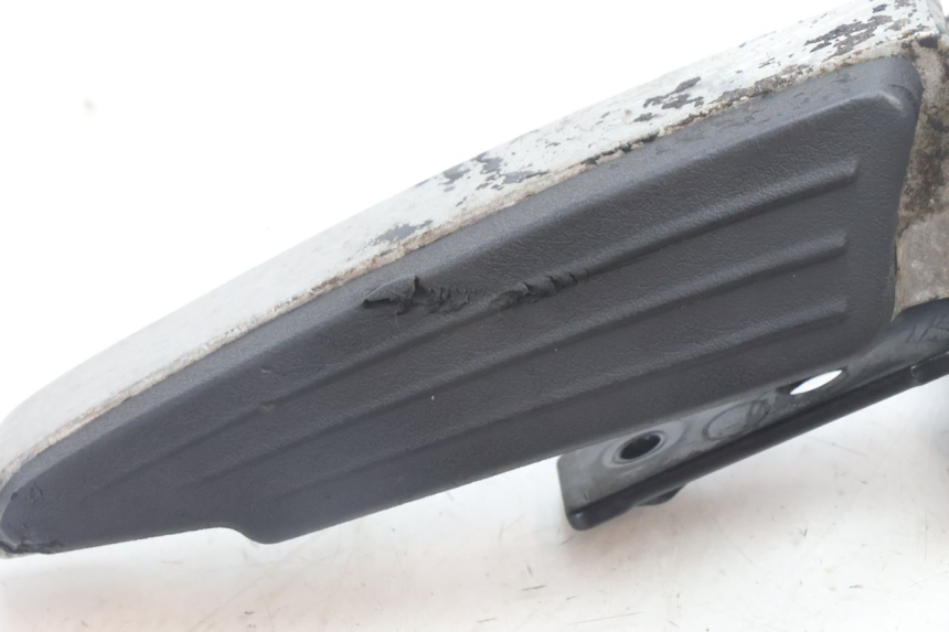 photo de REAR LEFT FOOTREST PEUGEOT CITYSTAR 2T 50 (2018 - 2021) - Technical close-up