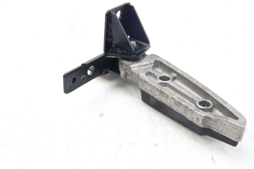 photo de LEFT REAR FOOTREST PEUGEOT CITYSTAR AIR 125 (2014 - 2017) - Component detail