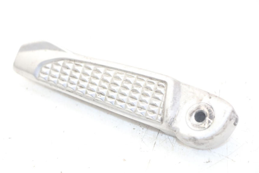 photo de REAR LEFT FOOTREST HONDA FORZA 125 (2015 - 2016) - Component detail