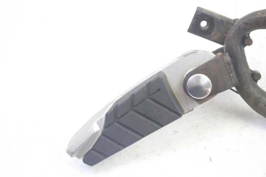 photo de REAR LEFT FOOTREST SYM GTS EVO 125 (2009 - 2013) - Component detail