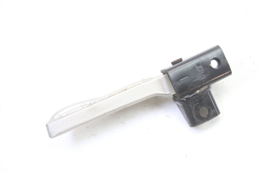 photo de LEFT REAR FOOTREST SYM JET 14 4T 50 (2018 - 2022) - Zoom on usage condition