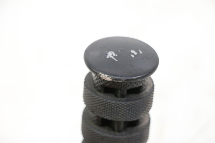 photo de REAR LEFT FOOTREST KEEWAY K-LIGHT KLIGHT 125 (2018 - 2025) - Component detail